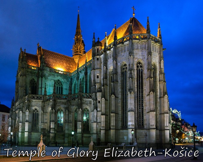 temple-of-glory-elizabeth-kosice